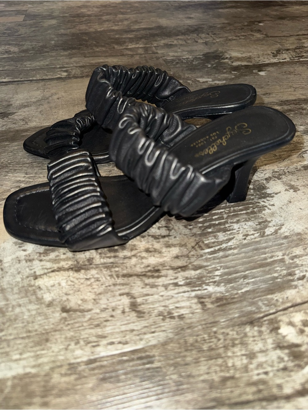 NWOT Seychelles Anthropologie Leeward Black Leather Mule Heels
